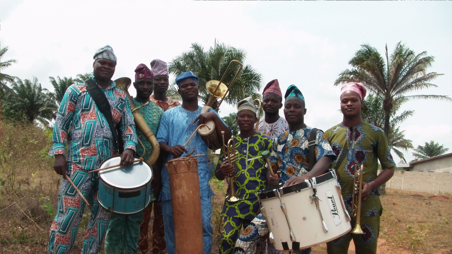 Pique-nique musical au Prieuré de Marcevol – Fanfare du festival et Olaïtan